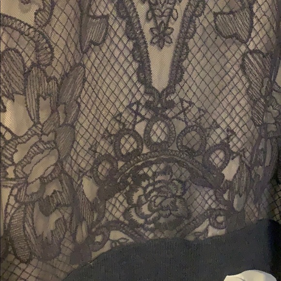 Simply Vera Wang dusty blue lace lined sweater NWT - Picture 5 of 8